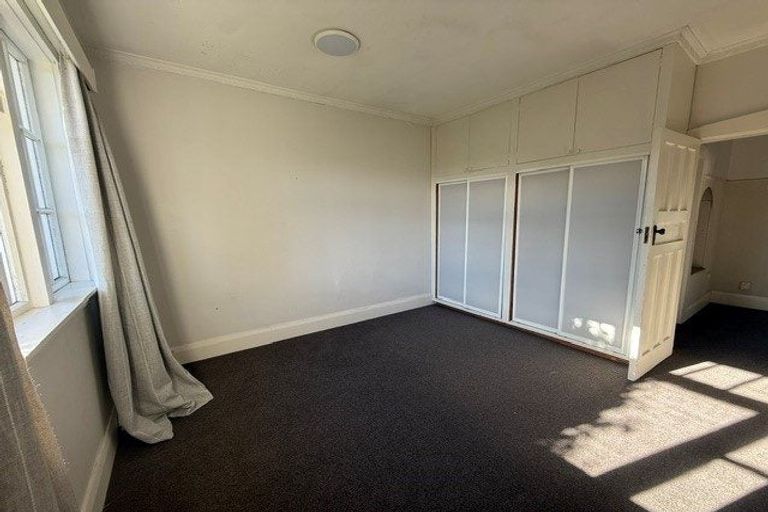 Photo of property in 24 Lees Road, Strowan, Christchurch, 8052