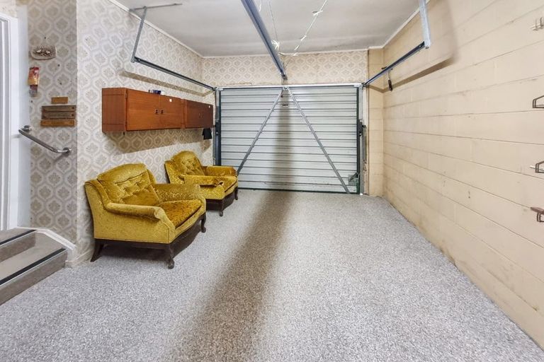 Photo of property in 4/15 Seabrook Avenue, New Lynn, Auckland, 0600