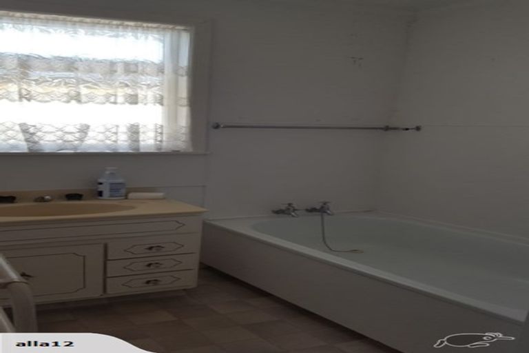 Photo of property in 16 Carter Street, Mount Maunganui, 3116