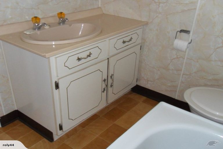 Photo of property in 2/29 Shirley Avenue, Papakura, 2110