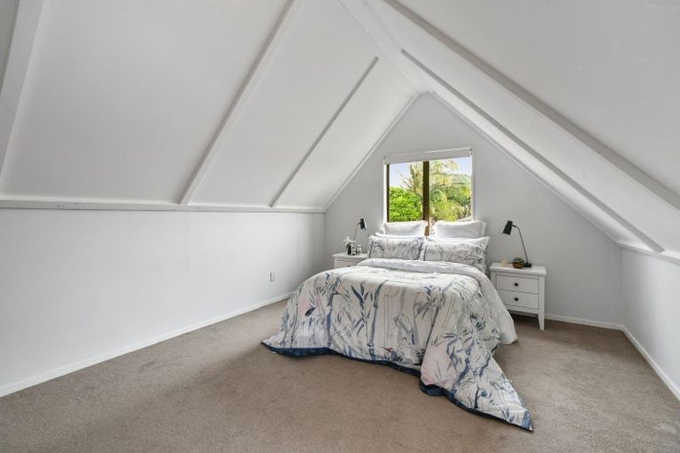 Photo of property in 7 Cumbrian Place, Conifer Grove, Takanini, 2112