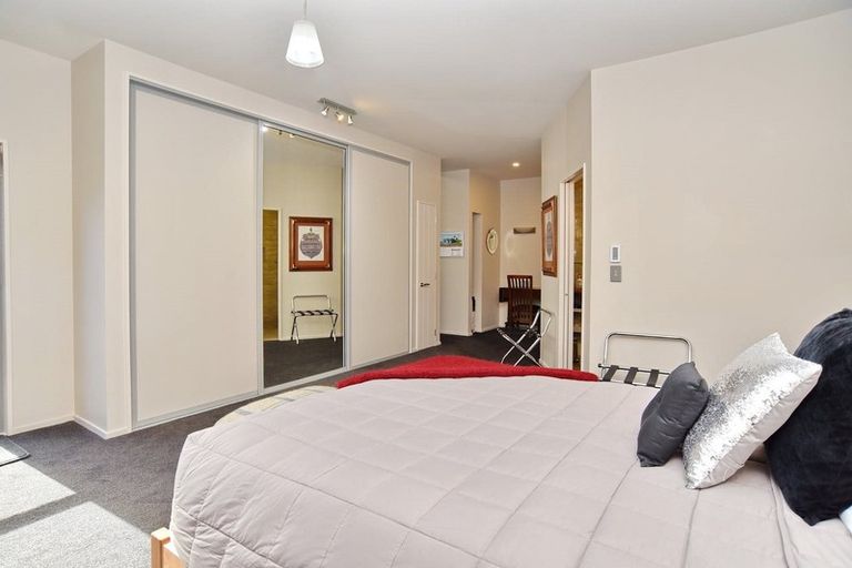 Photo of property in 11 Plynlimon Road, Fendalton, Christchurch, 8052