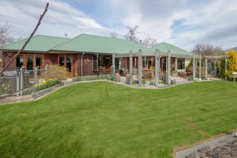Photo of property in 172 Waenga Drive, Cromwell, 9310