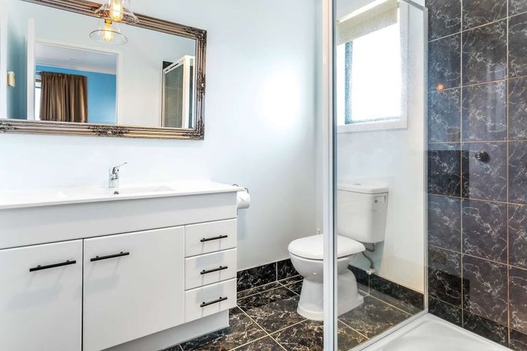 Photo of property in 91 Centennial Drive, Whitianga, 3510