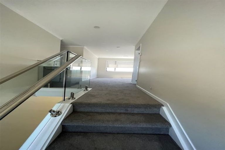 Photo of property in 17 Repehina Road, Flat Bush, Auckland, 2019