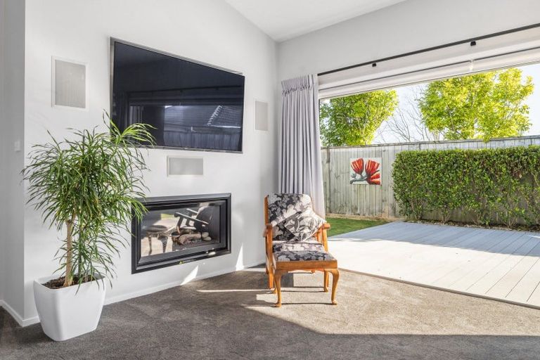 Photo of property in 19 Blackmore Drive, Lynmore, Rotorua, 3010