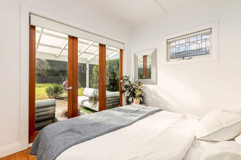 Photo of property in 11 Newcastle Terrace, Mount Albert, Auckland, 1025