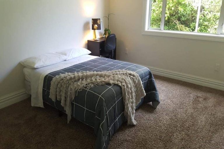 Photo of property in 26 Rangiora Avenue, Kaiwharawhara, Wellington, 6035