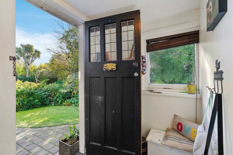 Photo of property in 3 Mcfaddens Road, St Albans, Christchurch, 8052