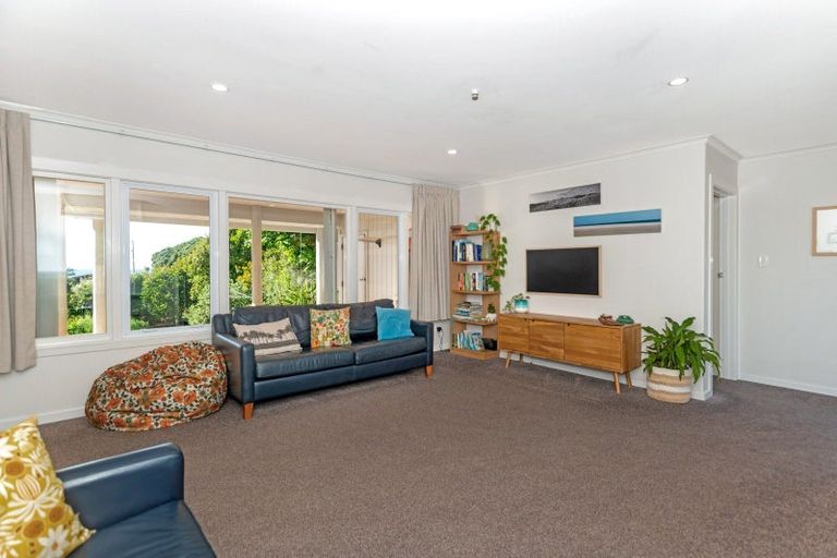 Photo of property in 27 Douglas Street, Okitu, Gisborne, 4010