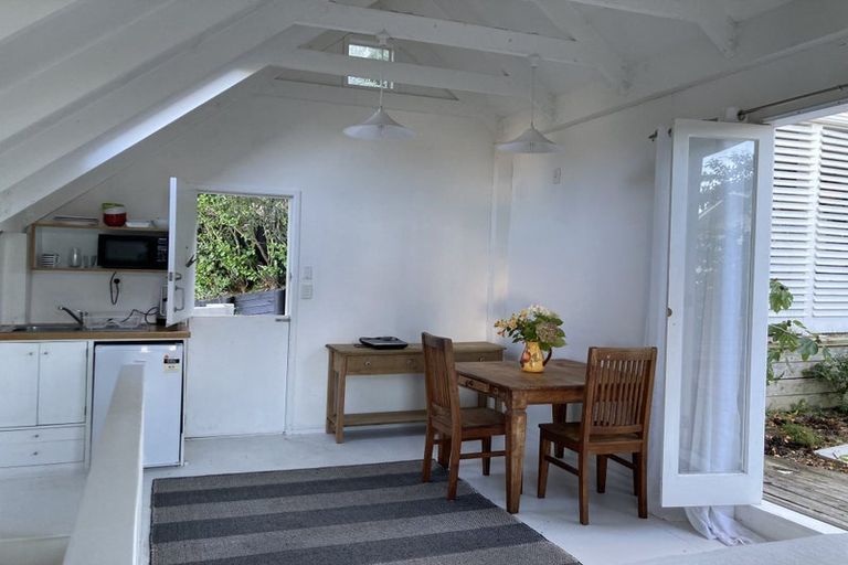 Photo of property in 78 Matipo Road, Mairangi Bay, Auckland, 0630