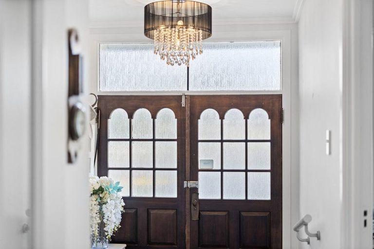 Photo of property in 25a Riverside Road, Orewa, 0931