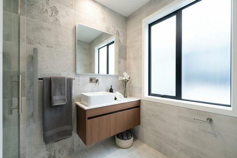 Photo of property in 57 Michael Bosher Way, Flat Bush, Auckland, 2019