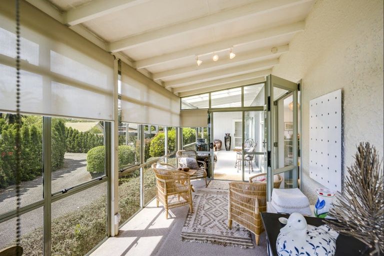 Photo of property in 18 Lucknow Road, Havelock North, 4130