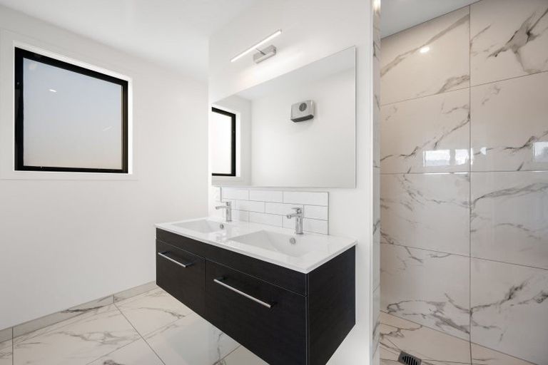 Photo of property in Northlake, 40 Malvern Road, Wanaka, 9305