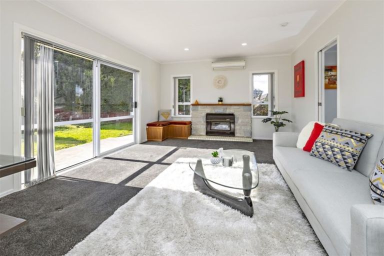 Photo of property in 140 Russell Road, Manurewa, Auckland, 2102