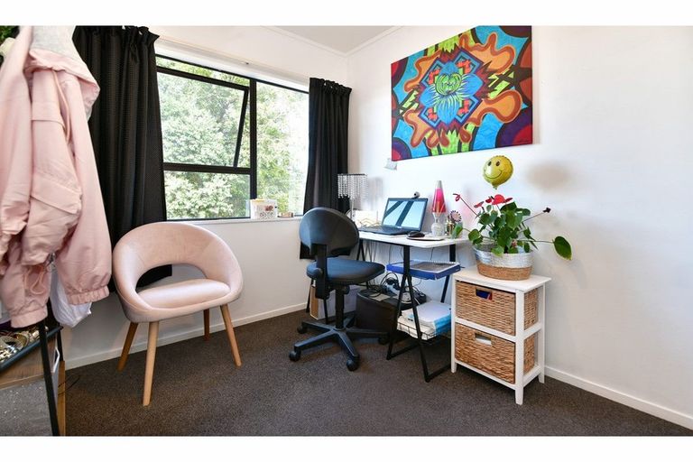 Photo of property in 56 Polkinghorne Drive, Manly, Whangaparaoa, 0930