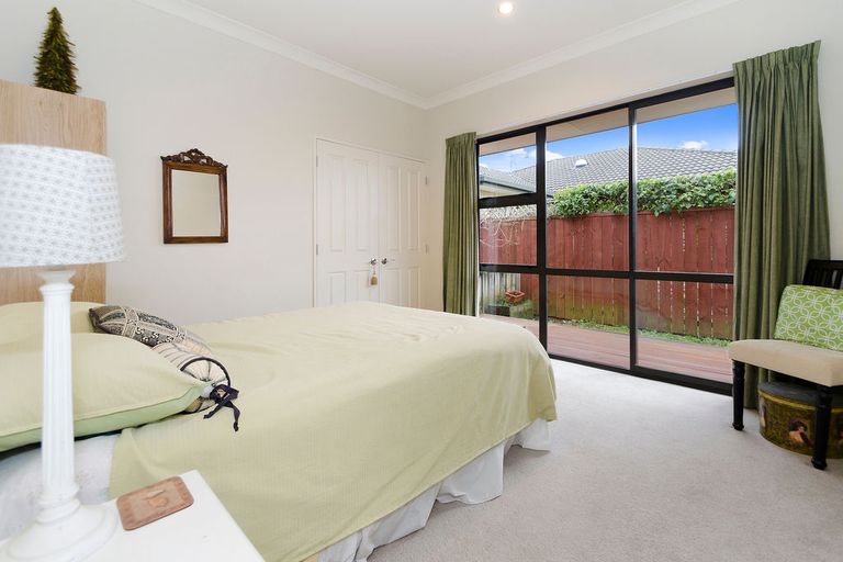 Photo of property in 99 Kitchener Road, Pukekohe, 2120