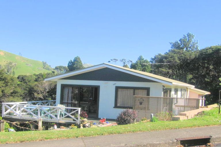 Photo of property in 20 Punga Place, Whitianga, 3510