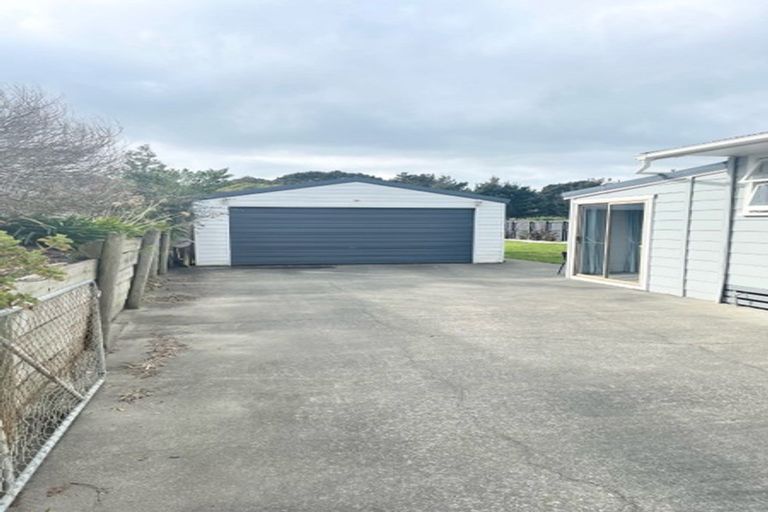 Photo of property in 626 Waitarere Beach Road, Waitarere Beach, Levin, 5510