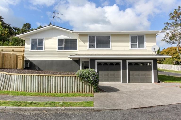 Photo of property in 2 Wayne Place, Ferndale, New Plymouth, 4310