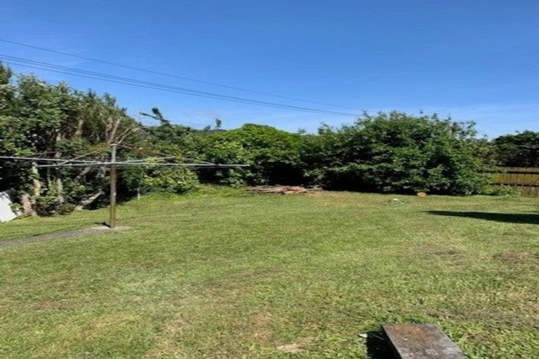 Photo of property in 102 Mckillop Street, Ranui, Porirua, 5024