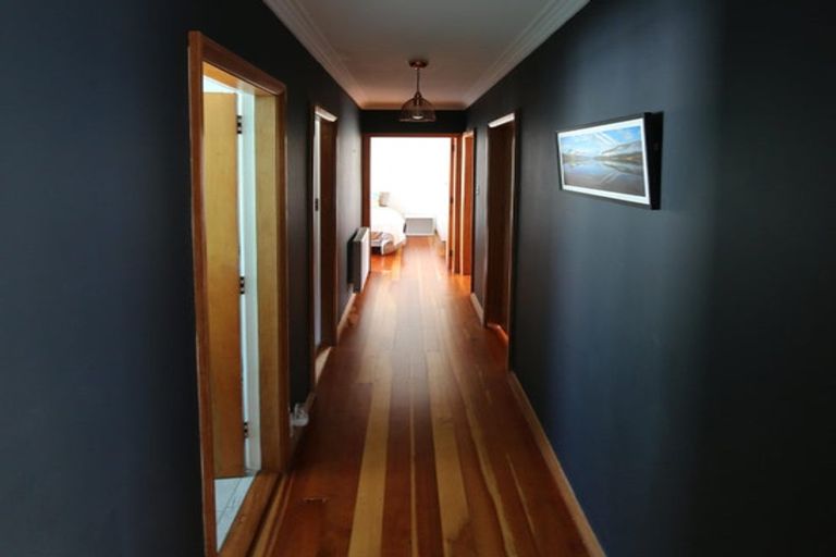 Photo of property in 28 Rotherham Terrace, Miramar, Wellington, 6022