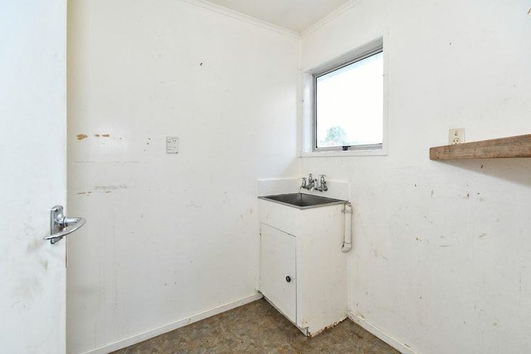 Photo of property in 17 Fairdale Avenue, Red Hill, Papakura, 2110