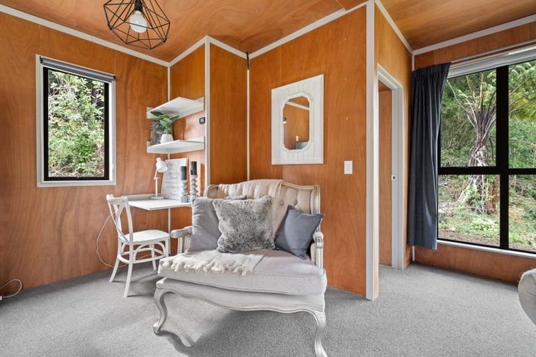 Photo of property in 90 Hoeke Road, Carrington, Carterton, 5791