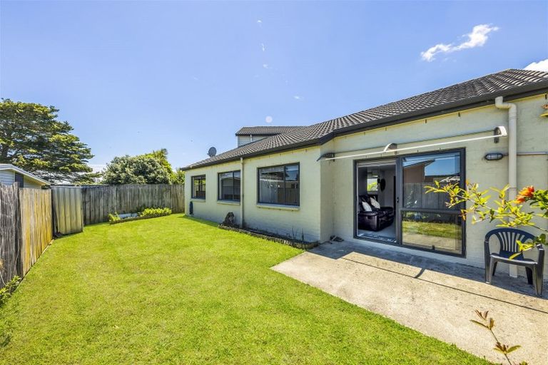 Photo of property in 10/18 Alicante Avenue, Hillpark, Auckland, 2102