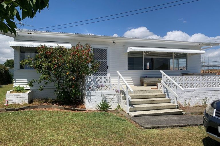 Photo of property in 32 Karaka Road, Beachlands, Auckland, 2018