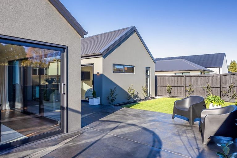 Photo of property in 32 Walter Case Drive, Harewood, Christchurch, 8051