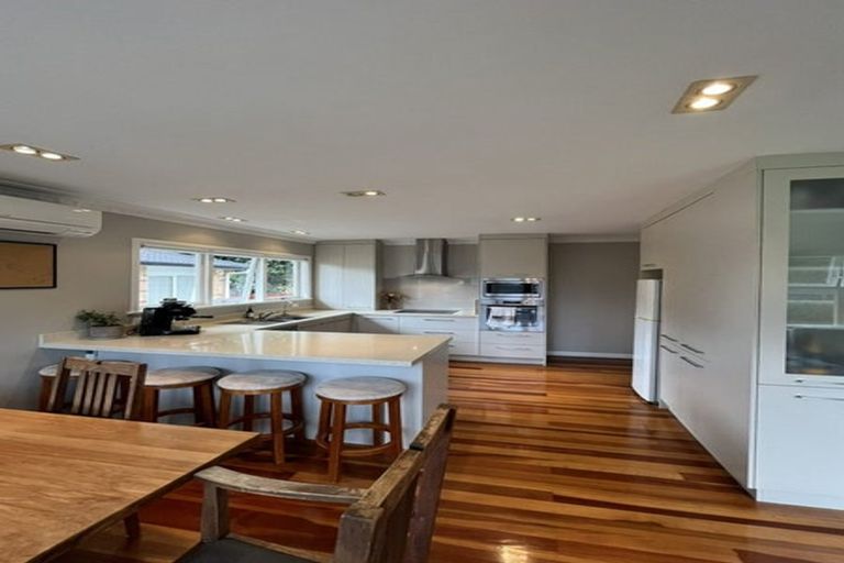 Photo of property in 25 Great South Road, Papakura, 2110