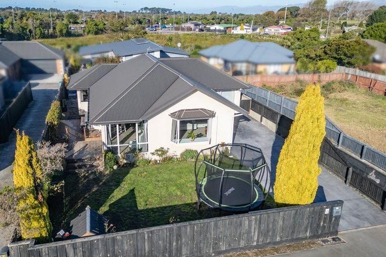 Photo of property in 26 Brightstone Crescent, Aranui, Christchurch, 8061
