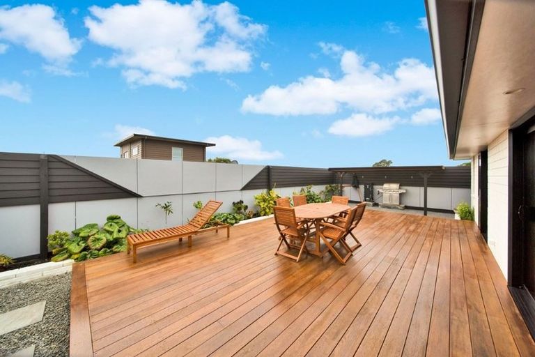 Photo of property in 44 Camellia Avenue, Bell Block, New Plymouth, 4312