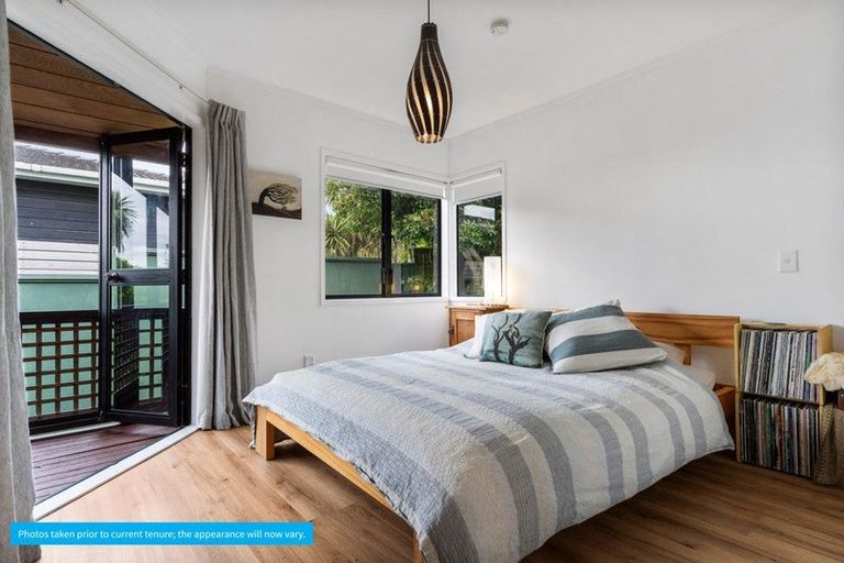 Photo of property in 2/36 Beulah Avenue, Rothesay Bay, Auckland, 0630