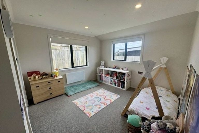 Photo of property in 168 Navigation Drive, Whitby, Porirua, 5024