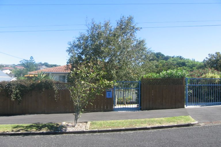 Photo of property in 1 Abingdon Place, Glendowie, Auckland, 1071