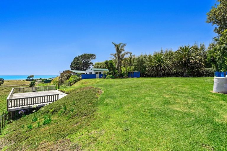 Photo of property in 28 Tirohanga Road, Tirohanga, Opotiki, 3197