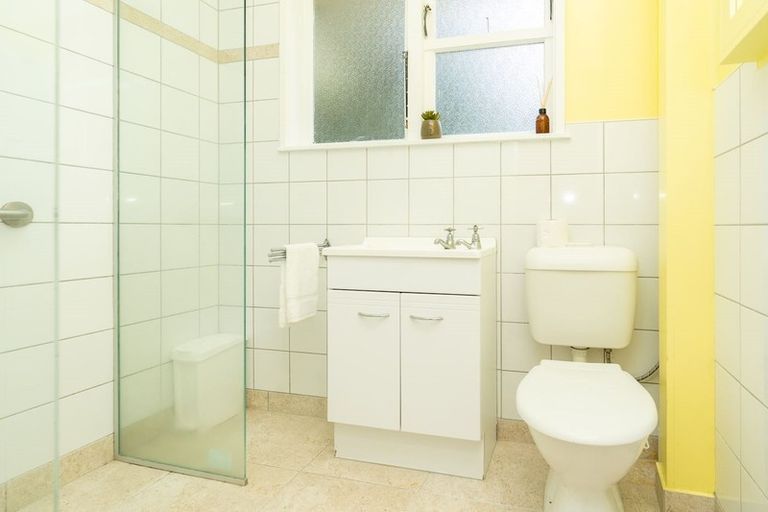 Photo of property in 128 Clarkin Road, Fairfield, Hamilton, 3214