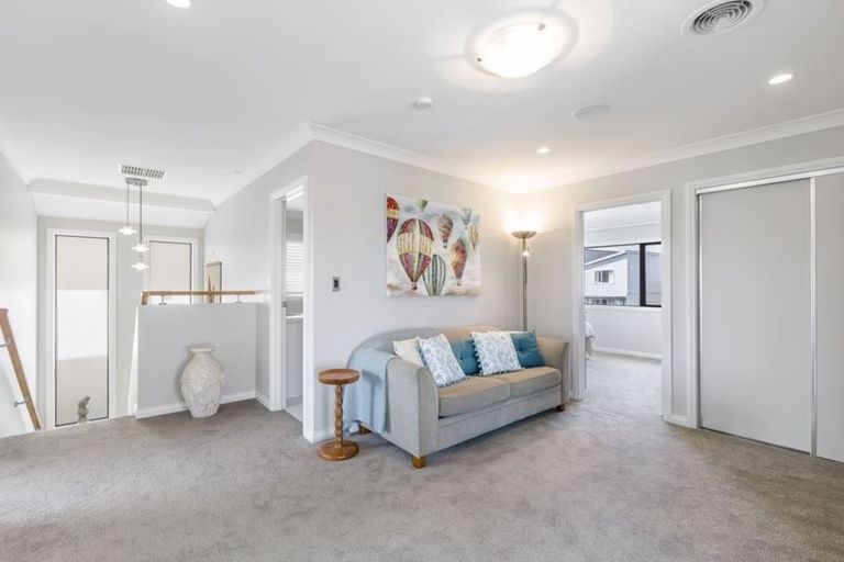 Photo of property in 52 Nautilus Drive, Gulf Harbour, Whangaparaoa, 0930