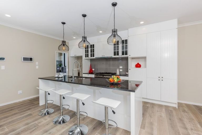 Photo of property in 19 Brickworks Bay Road, Hobsonville, Auckland, 0618