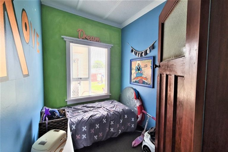 Photo of property in 138 Tasman Street, Opunake, 4616