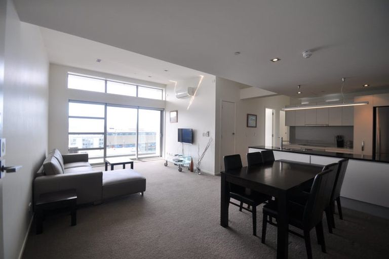 Photo of property in Bellagio Apartments, 8d/39 Taranaki Street, Te Aro, Wellington, 6011