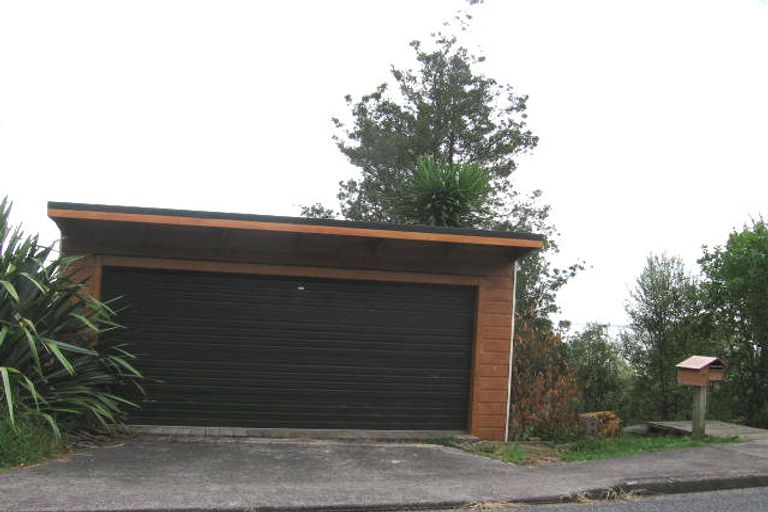 Photo of property in 80 Tanekaha Road, Titirangi, Auckland, 0604