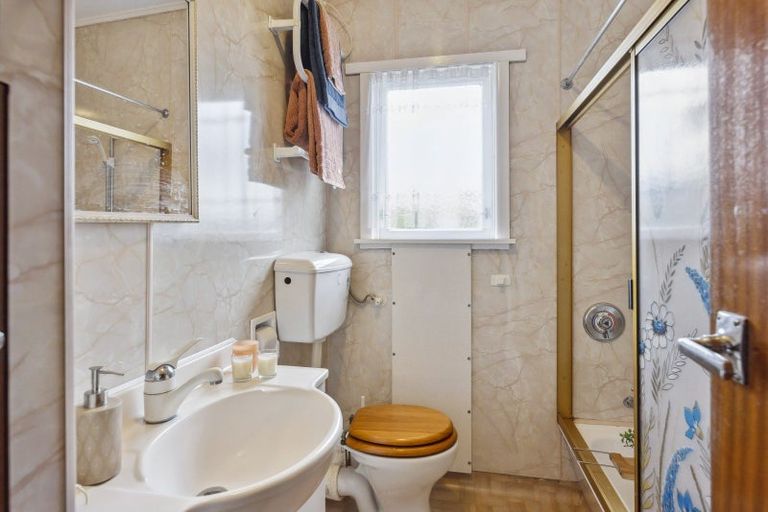 Photo of property in 22 Iti Street, Otaki, 5512