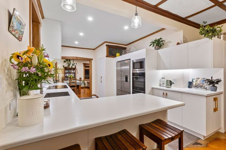 Photo of property in 42 Barriball Street, Fitzroy, New Plymouth, 4312