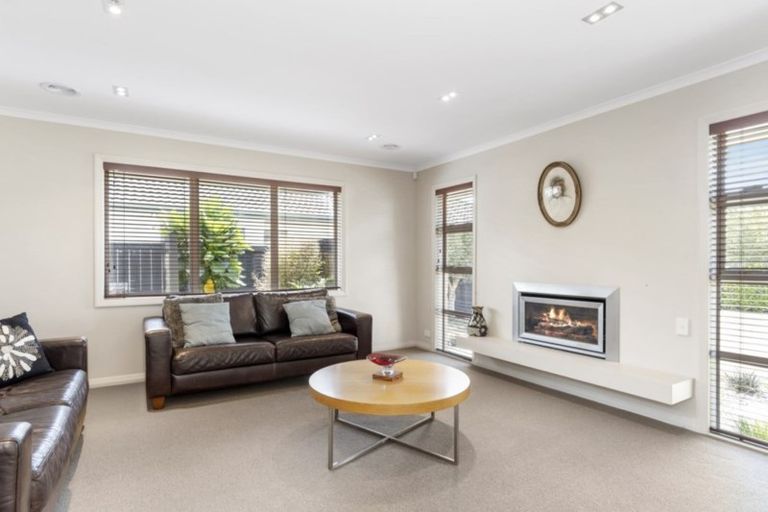 Photo of property in 58 Alva Glen Place, Pyes Pa, Tauranga, 3112