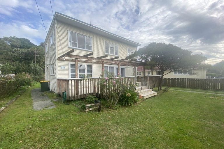 Photo of property in 54 Mungavin Avenue, Ranui, Porirua, 5024