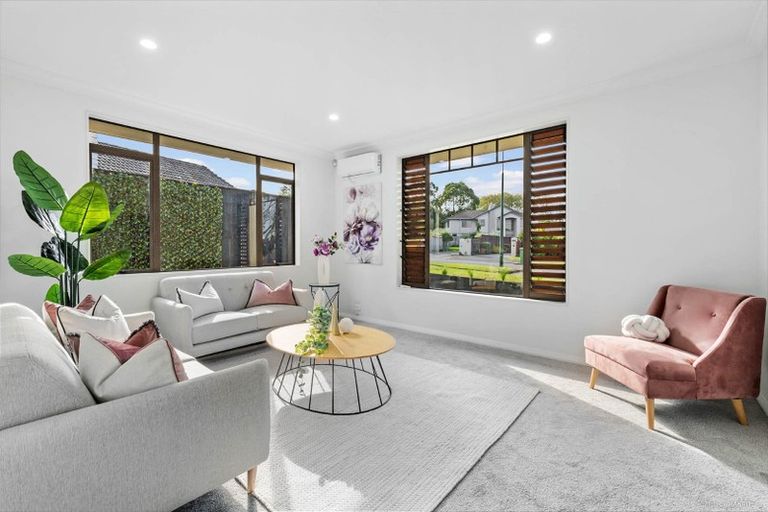 Photo of property in 115 Cyril French Drive, Flat Bush, Auckland, 2016